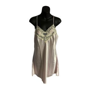 Beautiful Vintage pink and cream colored Val Mode Lingerie  Dress Nightgown Wome
